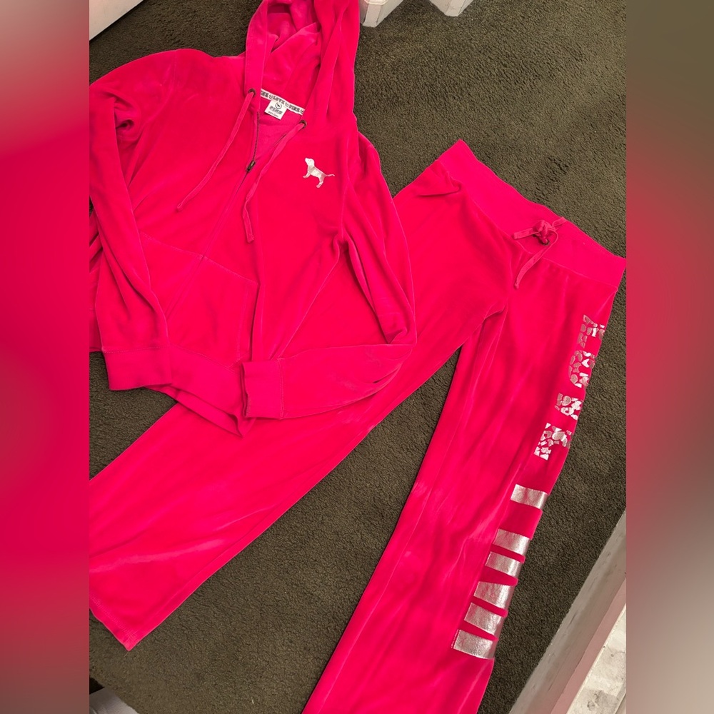 PINK tracksuit